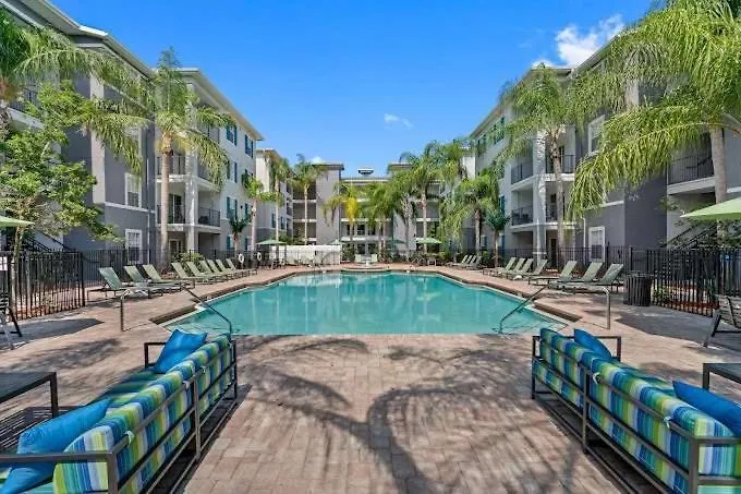 Holiday home Modern Stay 1 Mile To Usf Pool Gym Tampa